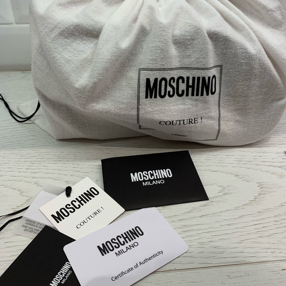 Moschino logo quilted velvet crossbody bag in pink